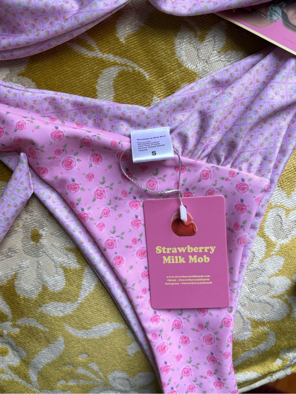 Strawberry Milk Mob Pink Floral Bikini Set - Picture 3 of 4